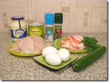 Продукты необходимые для приготовления салата с кальмарами и огурцом