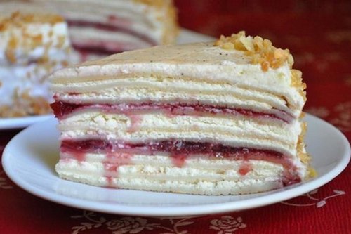 Блинный торт с творожно-вишневым кремом
