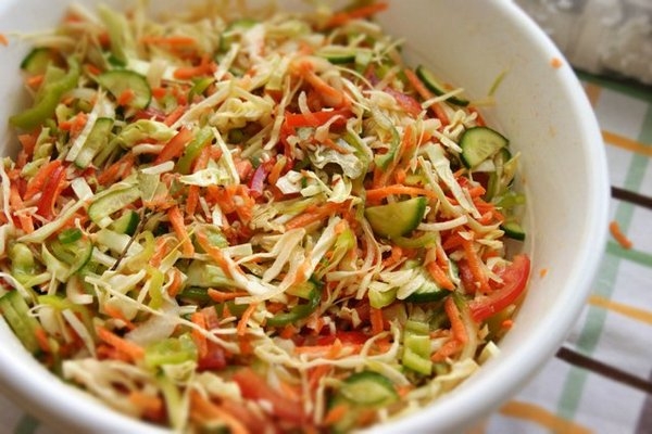Салат овощной «Гениальный» на зиму